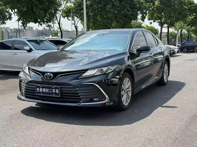 Toyota Camry 2021 2.0G Luxury Edition
