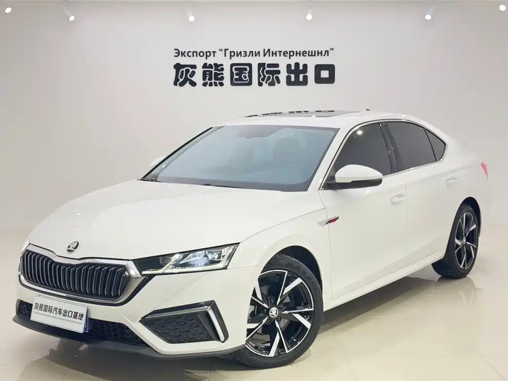 Škoda Octavia 2022 PRO TSI280 Luxury Edition