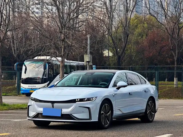 Voyah Auto VOYAH Zhuiguang 2023 4WD Flagship Edition
