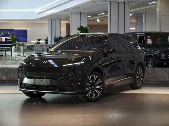 NIO ES8 2024 75kWh