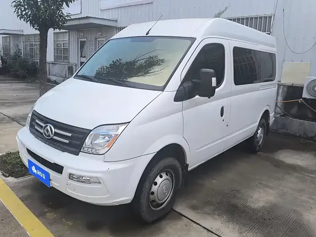 SAIC Maxus Xintu V80 2021 2.0T Manual Classic Aoyuntong Short Wheelbase Medium Roof 5/6-Seater