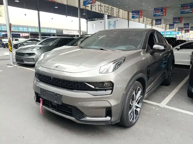 Lynk & Co 05 2020 2.0TD 4WD Halo Edition