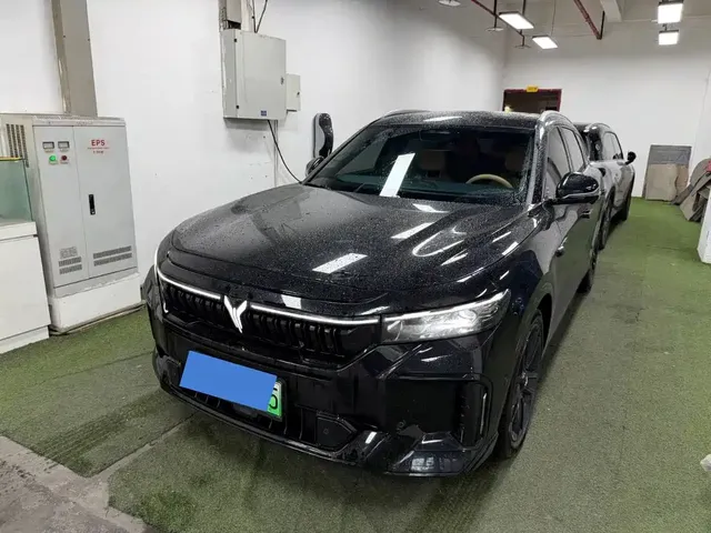 Voyah Auto VOYAH FREE 2023 4WD Extended Range Edition