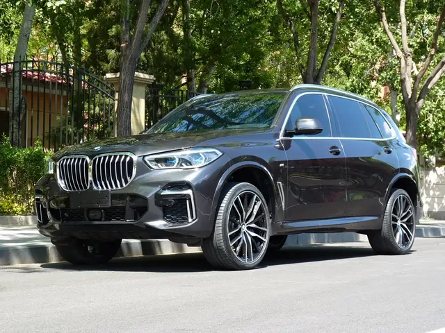 BMW X5 2022 Facelift xDrive 40Li Premium M Sport Package