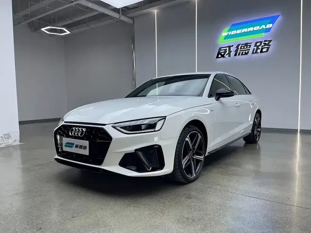 Audi A4L 2024 40 TFSI Luxury Dynamic