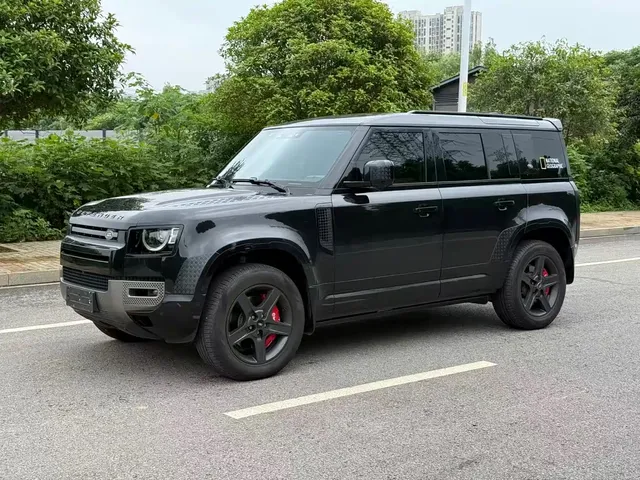 Land Rover Defender 2024 110 3.0T P400 Dark Special Edition