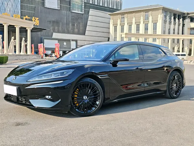 Denza Z9GT 2024 1100 AWD Ultra Edition