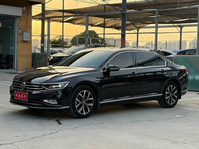 Volkswagen Magotan 2020 330TSI DSG Leading