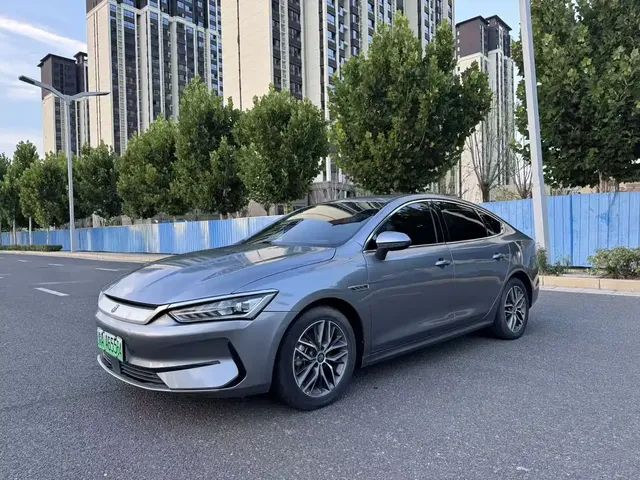 BYD Qin PLUS 2021 EV 500KM Luxury Model