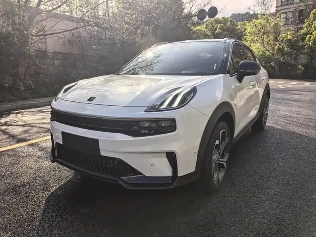 Lynk & Co 06 2023 Remix 1.5T Power Halo