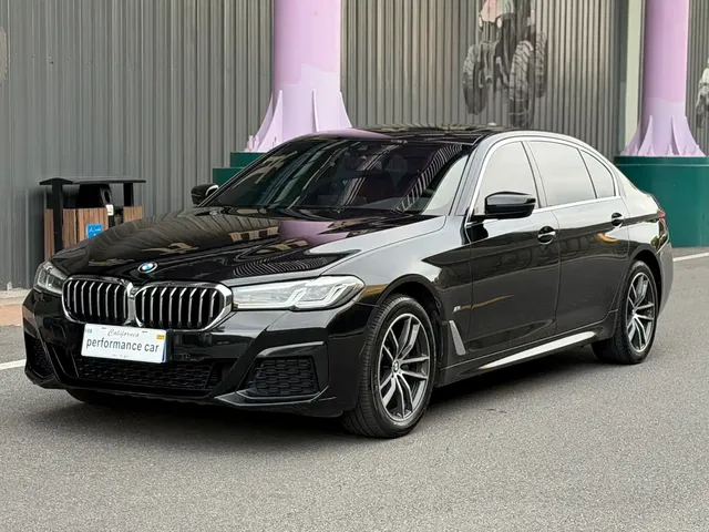 BMW 5 Series 2021 525Li M Sport Package