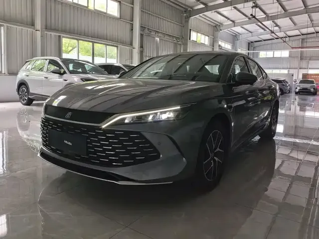 BYD Qin L 2025 DM-i Smart Drive Edition 120KM Surpassing