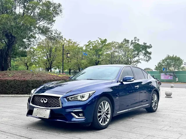 Infiniti Q50L 2018 2.0T Premium Edition (China VI)