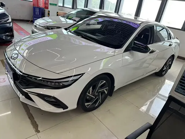 Hyundai Elantra 2023 1.5L CVT GLX Elite Edition
