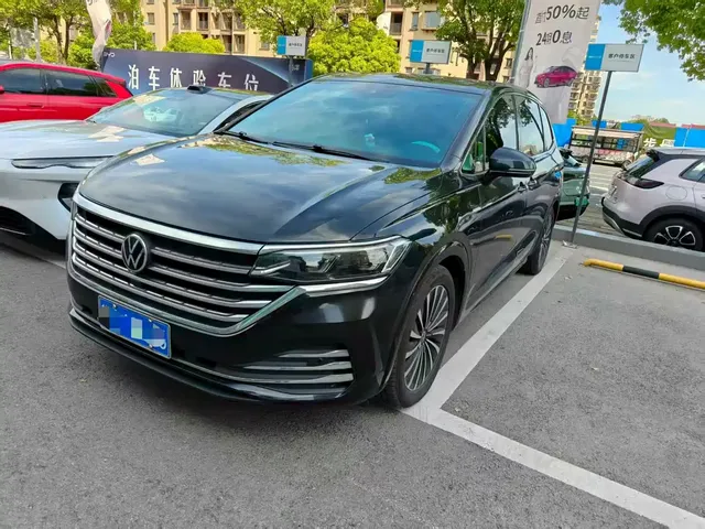 Volkswagen Viloran 2020 380TSI Premium