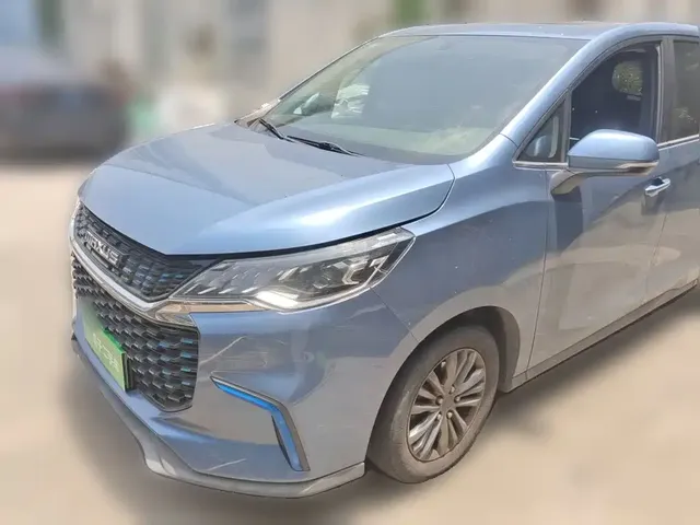 SAIC Maxus EUNIQ 5 2020 1.3T PLUG IN Elite Edition