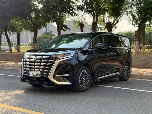 Denza D9 2022 DM-i 970 AWD Flagship