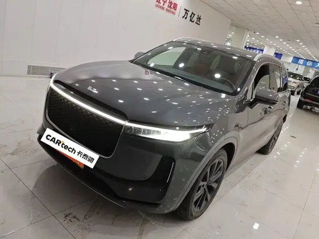 Li Auto Li ONE 2020 Extended Range 6-seater