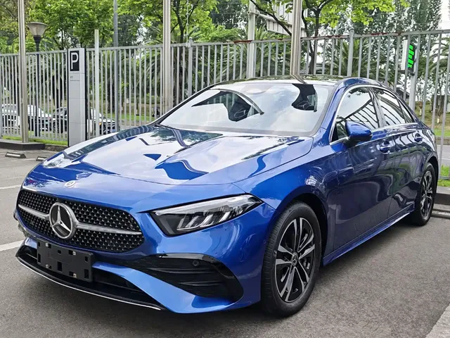Mercedes-Benz A-Class 2023 A 200 L Dynamic