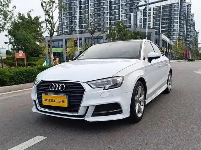 Audi A3 2017 Limousine 35 TFSI Fashion