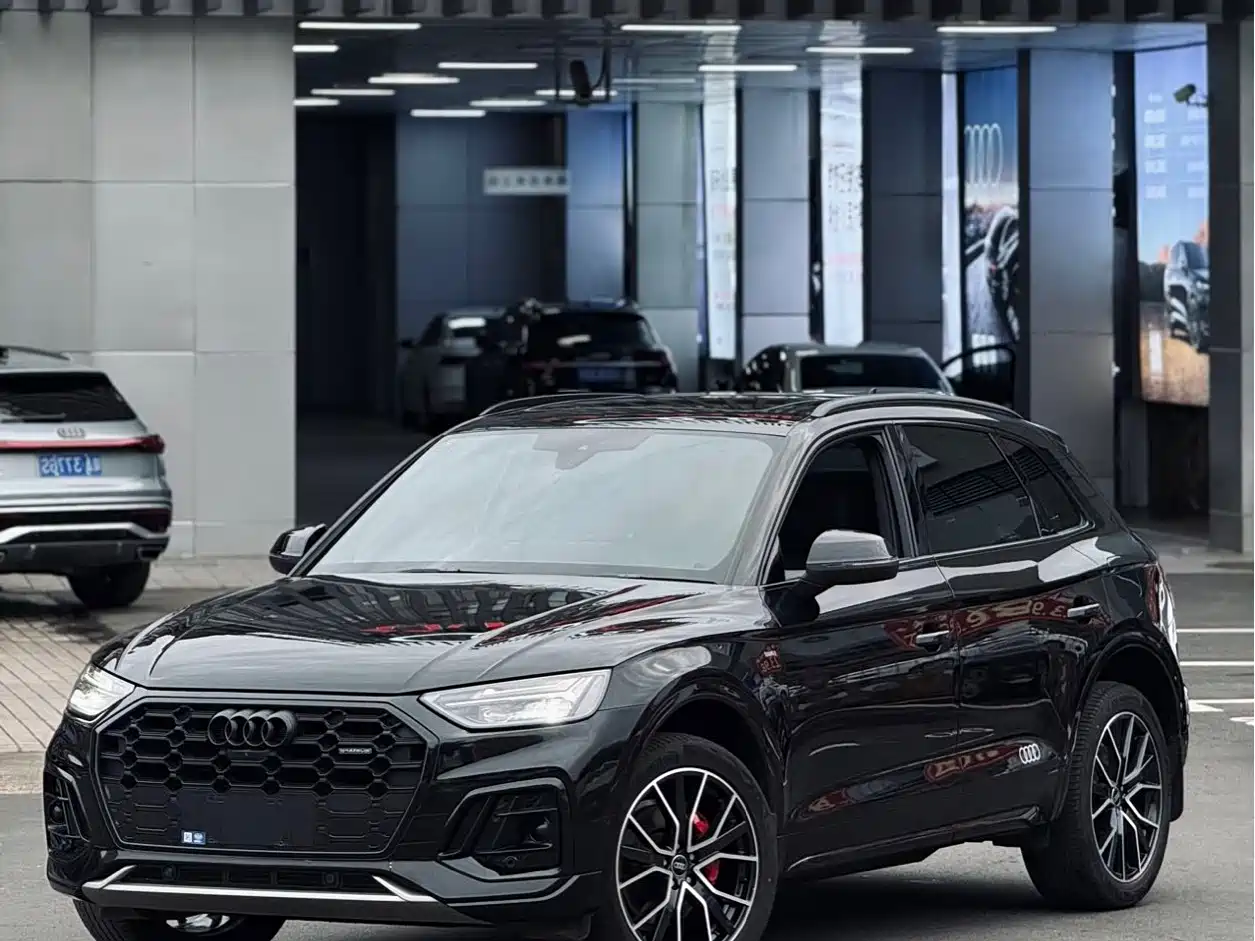 Audi Q5L 2024 Model 45 TFSI Luxury Dynamic