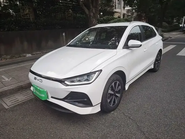 BYD e2 2023 Luxury Model