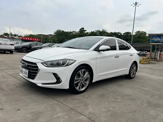 Hyundai Elantra 2016 Model 1.6L Automatic Smart Elite