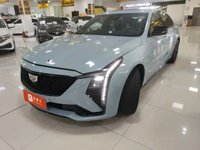 Cadillac CT5 2025 Model 28T Track Performance Edition + Peak Track Package