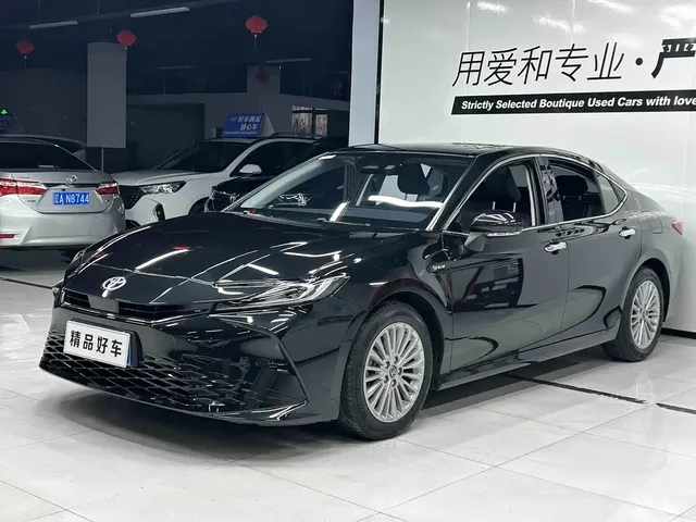 Toyota Camry 2024 2.0GVP Luxury Edition