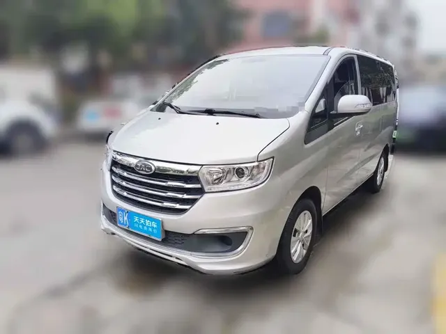 JAC Refine M3 2022 1.5T 7-Seater Standard