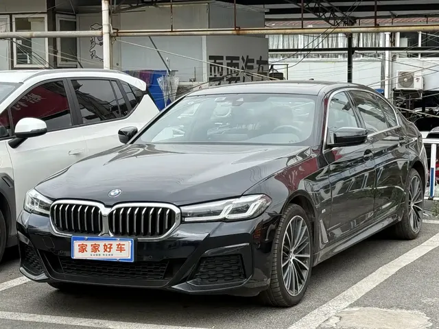 BMW 5 Series 2022 530Li Leading M Sport Package