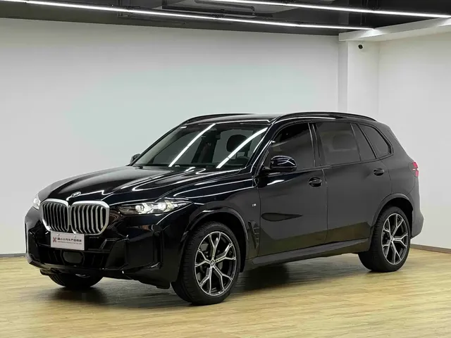 BMW X5 2023 xDrive 30Li Premium M Sport Package