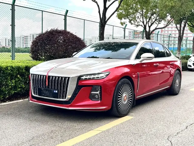 Hongqi H5 2023 2.0T Auto Smart Connect Flag Comfort