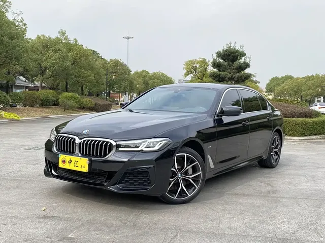 BMW 5 Series 2022 Facelift 530Li Premium M Sport Package