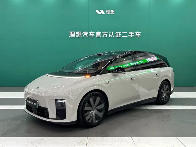 Li Auto Li i8 2025 Standard Edition