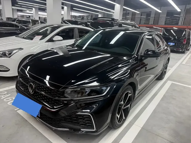 Volkswagen Passat 2024 330TSI Starlight Elite Edition