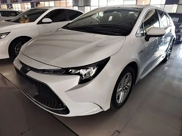 Toyota Levin 2022 Dual Engine 1.8H E-CVT Luxury Edition