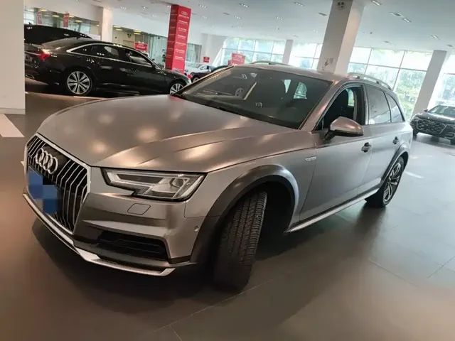 Audi A4 (Import) 2019 45 TFSI allroad quattro Fashion