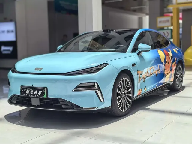 Geely Galaxy Xingyao 8 2025 130km EM-P Starship Edition