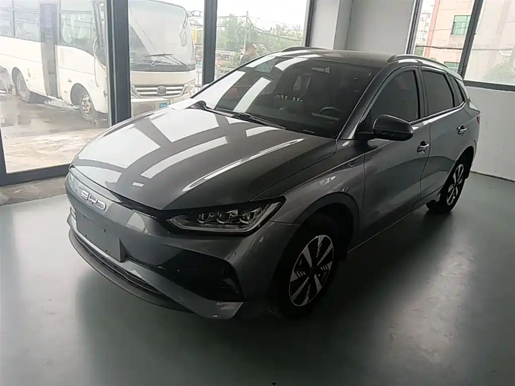 BYD e2 2023 Luxury Model