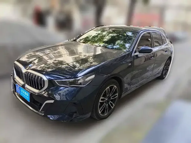 BMW 5 Series 2024 530Li Leading M Sport Package