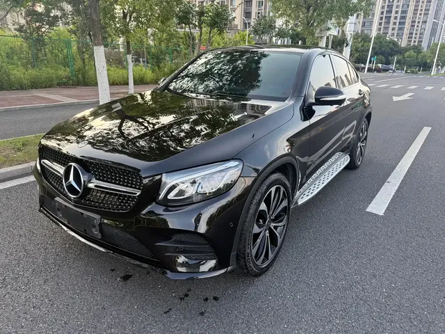 Mercedes-Benz GLC Coupe 2018 GLC 260 4MATIC Coupe SUV