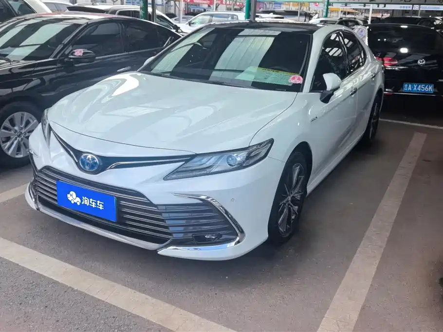 Toyota Camry 2023 Hybrid 2.5HG Luxury Edition