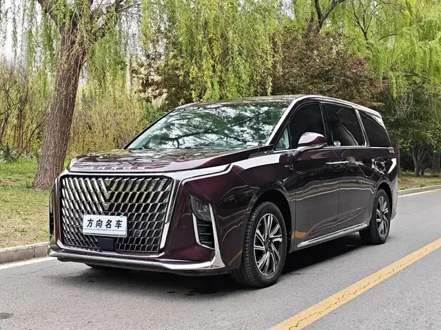 SAIC Maxus G90 2022 2.0T Interstellar 7-seater