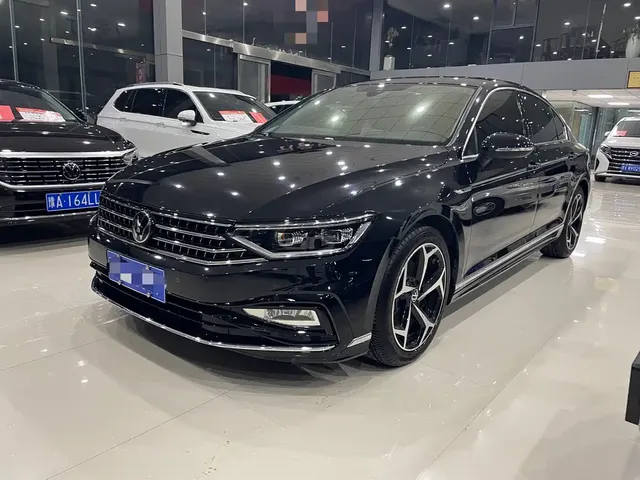 Volkswagen Magotan 2023 Model 2 Million Commemorative Edition 330TSI DSG Luxury