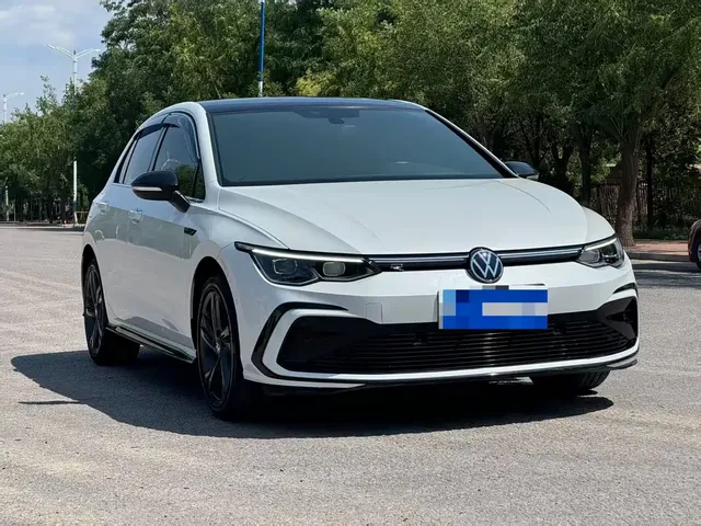 Volkswagen Golf 2023 Model 280TSI DSG R-Line