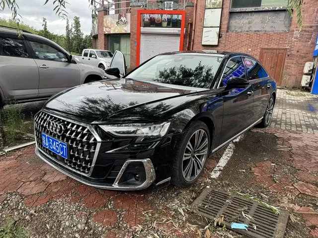 Audi A8 2024 Model A8L 50 TFSI quattro Premium Selection