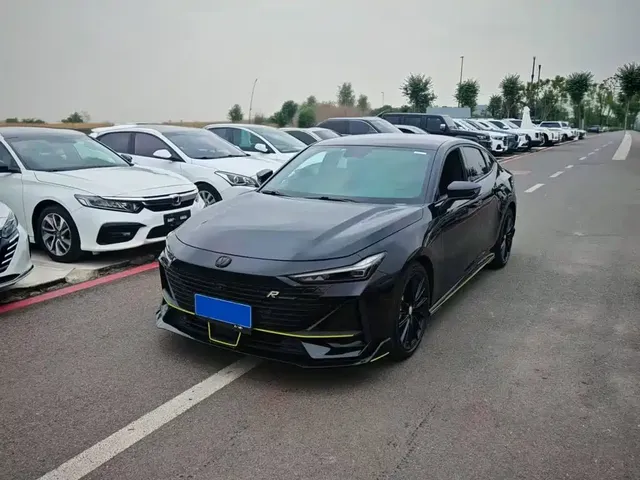 Changan UNI-V 2022 1.5T Sport Edition