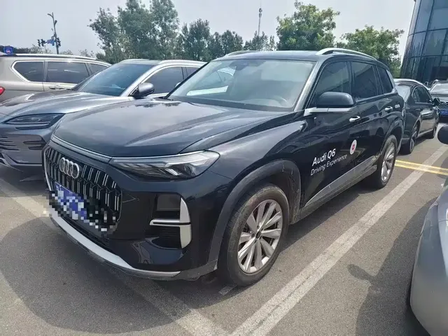 Audi Q6 2024 45 TFSI quattro Qi Yun Yu Lin Package 6-seater