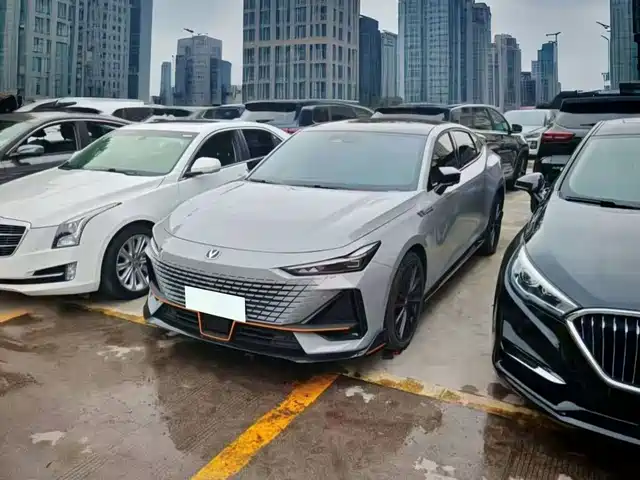 Changan UNI-V 2022 1.5T Sport Edition